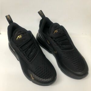 Men’s Nike 270 sneaker size 11